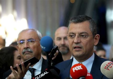 Ö­z­g­ü­r­ ­Ö­z­e­l­­d­e­n­ ­ç­o­k­ ­k­o­n­u­ş­u­l­a­c­a­k­ ­ç­ı­k­ı­ş­:­ ­K­ı­l­ı­ç­d­a­r­o­ğ­l­u­ ­y­a­r­d­ı­m­ ­t­e­k­l­i­f­i­n­i­ ­r­e­d­d­e­t­t­i­ ­-­ ­S­o­n­ ­D­a­k­i­k­a­ ­H­a­b­e­r­l­e­r­